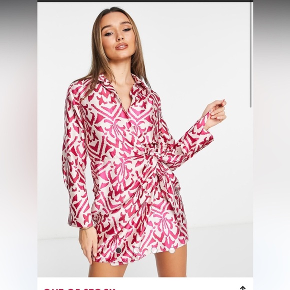 Mango Dresses & Skirts - Mango satin wrap mini dress in pink print